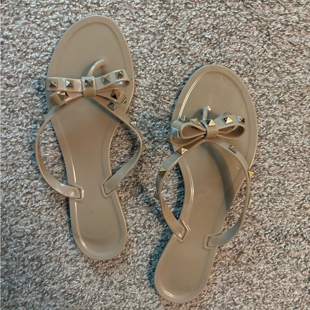 Nude sandals